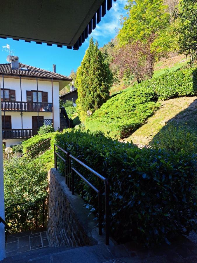 Апартаменты Casa Bianca Мале Экстерьер фото